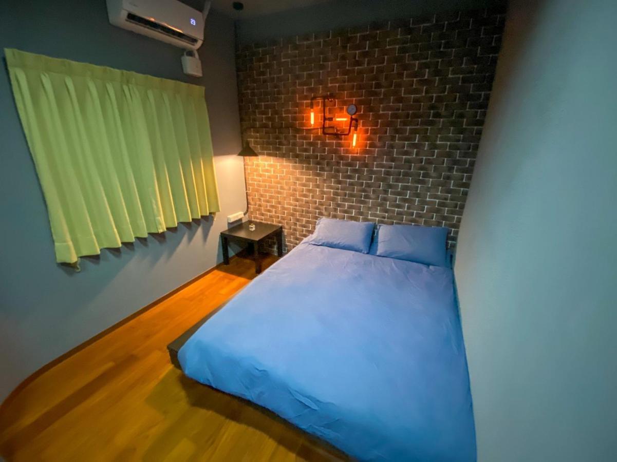 瑞芳旅人自助背包客棧ruifang Travelers Backpackers Inn- 不接受現金及刷卡 公共衛浴 需自備牙刷及毛巾 New Taipei City Buitenkant foto