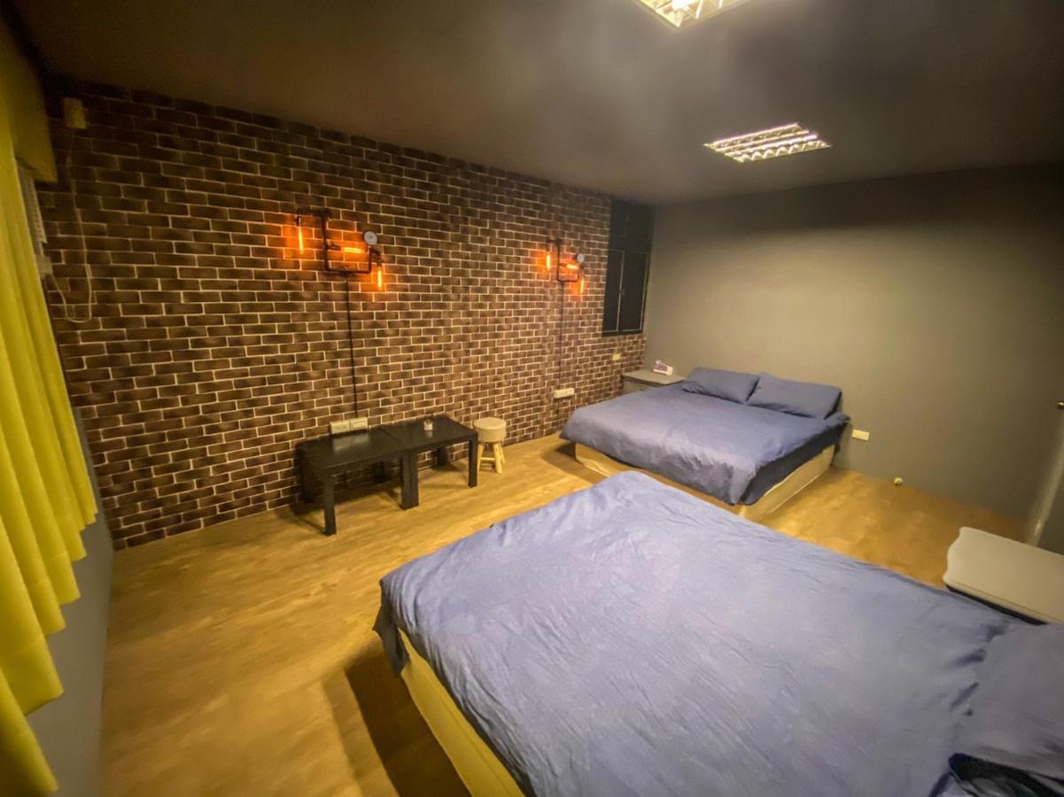 瑞芳旅人自助背包客棧ruifang Travelers Backpackers Inn- 不接受現金及刷卡 公共衛浴 需自備牙刷及毛巾 New Taipei City Buitenkant foto